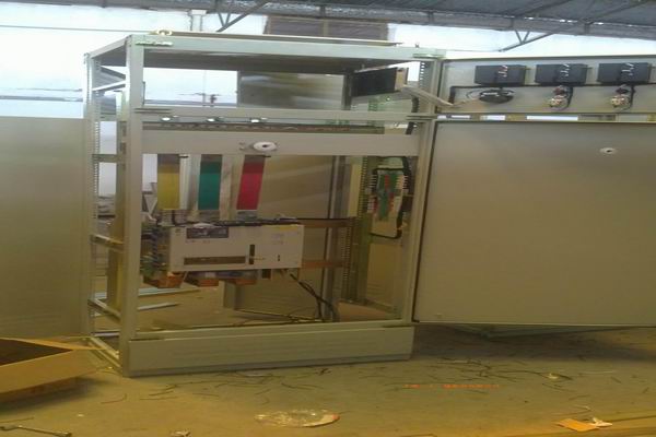 张港镇控制柜-进口3683讲讲电动闸阀控制柜怎